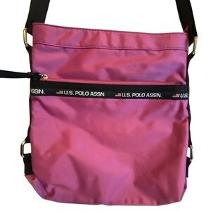 VTG U.S. Polo Assn. Fuchsia Pink Crossbody Vacation Lightweight Shoulder Bag